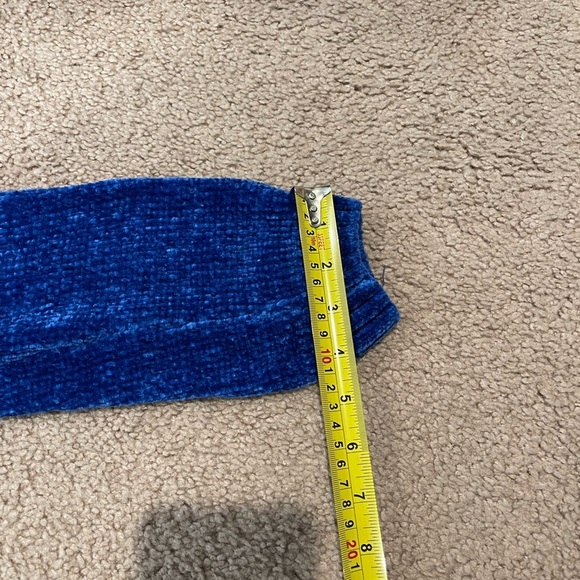 Womens RUE 21 royal blue velvet sweater hoodie - Picture 8 of 9